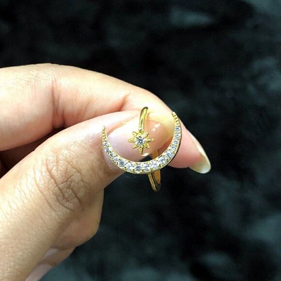 18K GOLD PLATED STERLING SILVER CRESENT MOON AND STAR DIAMOND RING - ADJUSTABLE - Picture 2 of 3